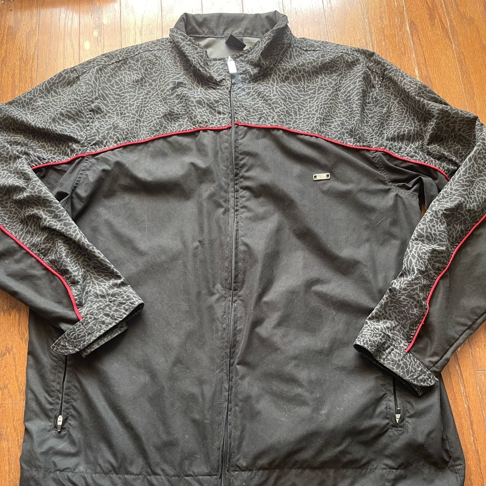 🔥🔥🔥🔥Vintage Jordan AF 1 Jacket XXL This vintage Nike Jordan Air Force is 🔥